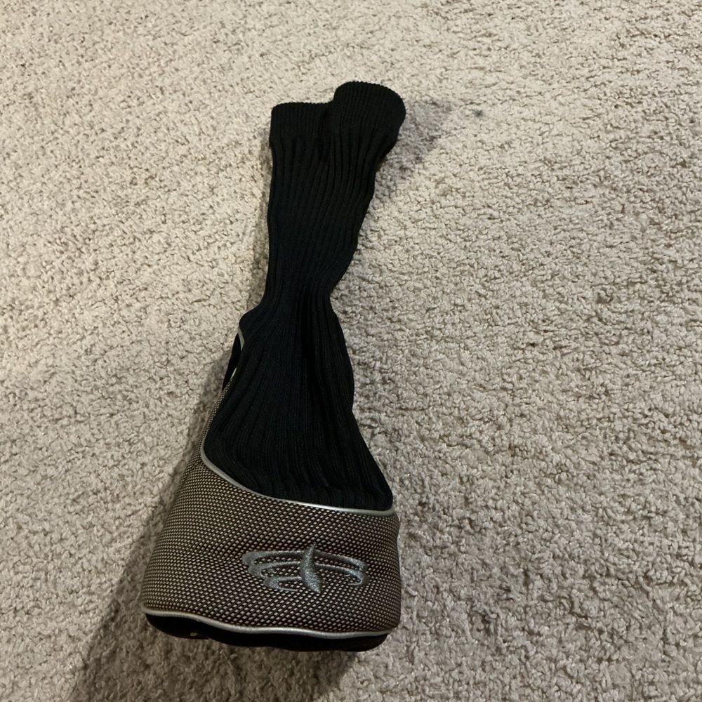 Wedgewood Golf Gold Series Hybrid Driver 5E Headcover Golfcore Athletic Sporty